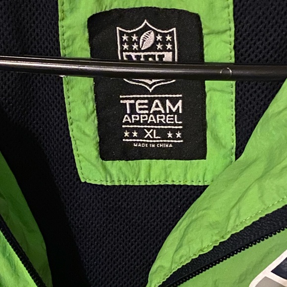 Seahawks Jacket - Picture 3 of 6
